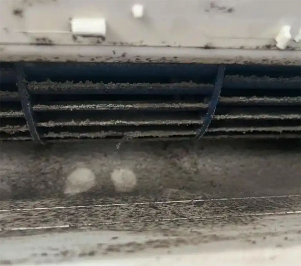 长丰空调吹的风有股烧焦味是怎么回事